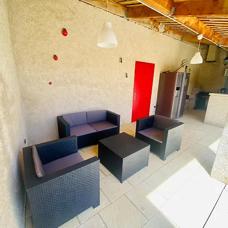 Holiday home Coccinella Les Omergues